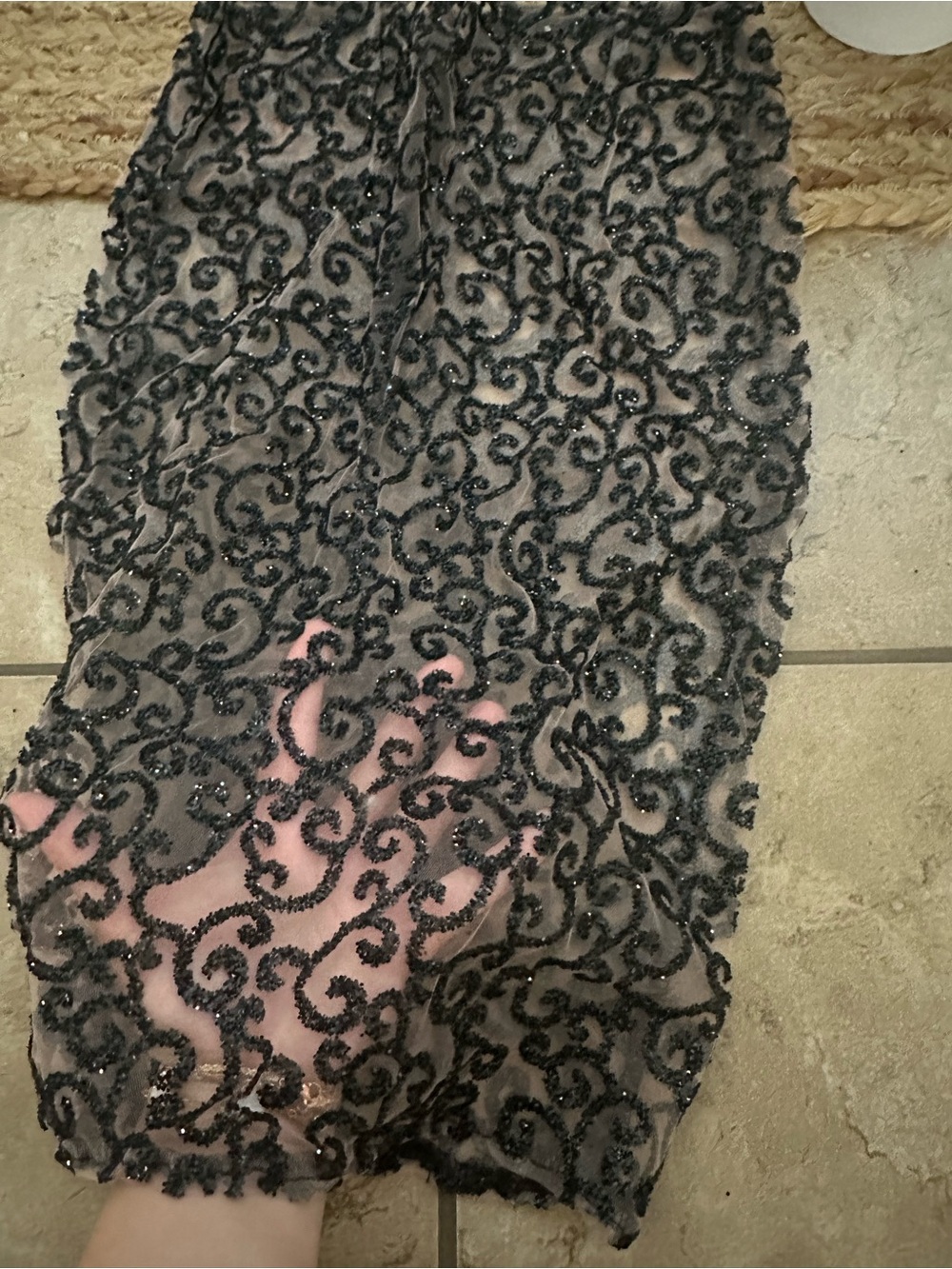 SHEER EMBROIDERED GLITTER PENCIL SKIRT - Picture 2 of 6